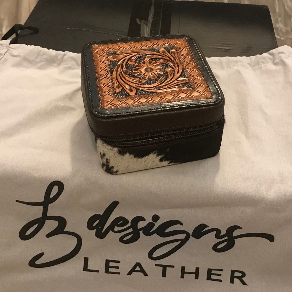 L3 Designs Travel Jewelry Case